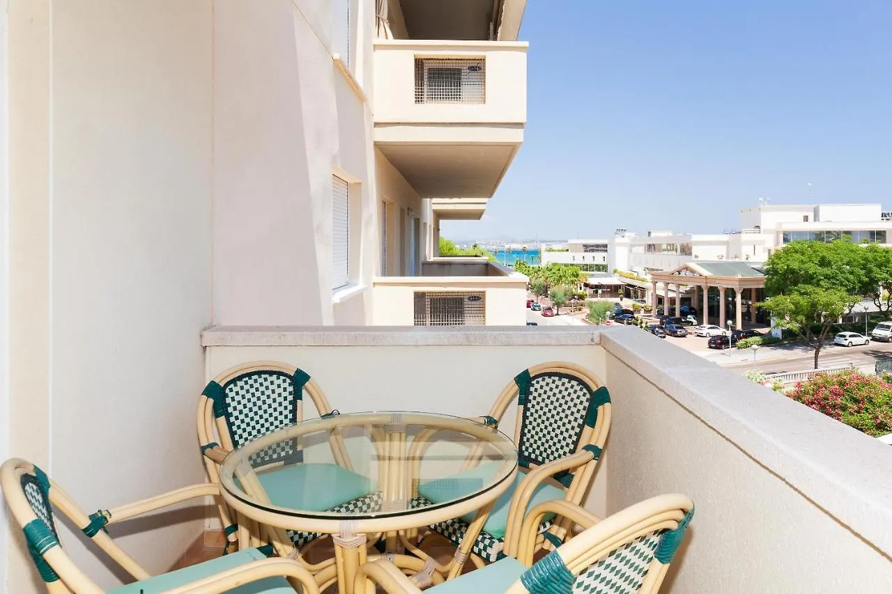 Uhc Aqua Family Complex Apartment Salou