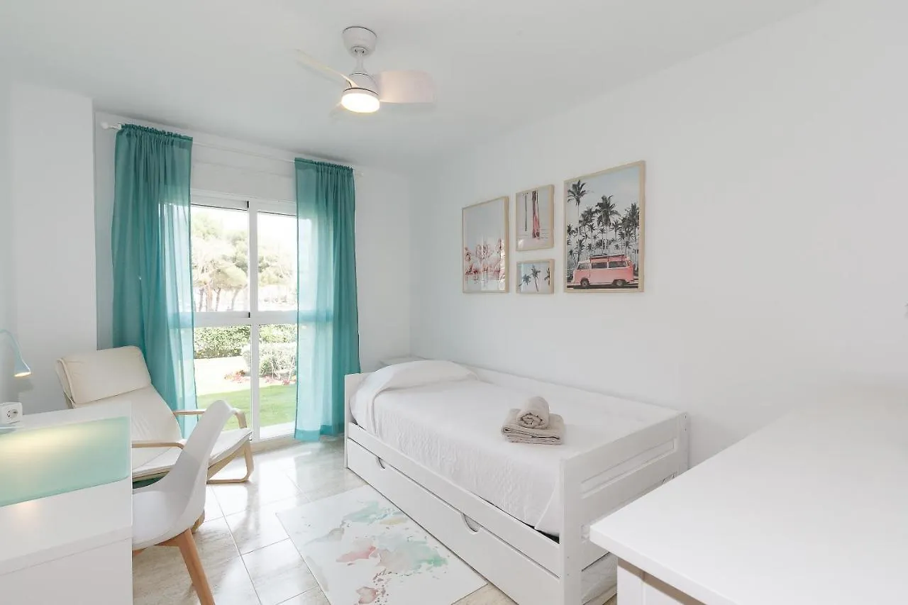 Uhc Aqua Family Complex Apartment Salou Spain